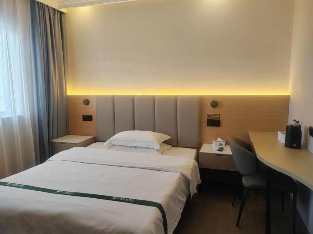 Greentree Inn Suzhou Wujiang Zhenze Town Zhennan Road Express Hotel Exterior photo