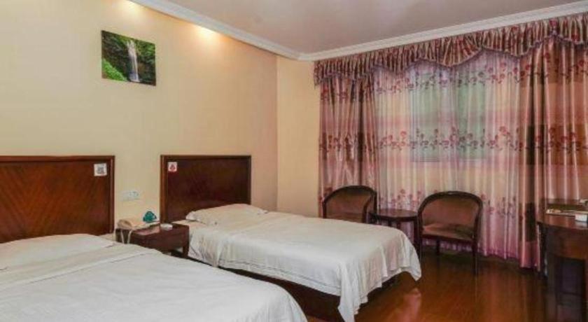 Greentree Inn Suzhou Wujiang Zhenze Town Zhennan Road Express Hotel Exterior photo